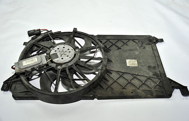 FORD FOCUS FORD CIKMA YEDEK FOCUS 2 DİZEL FAN KOMPLE